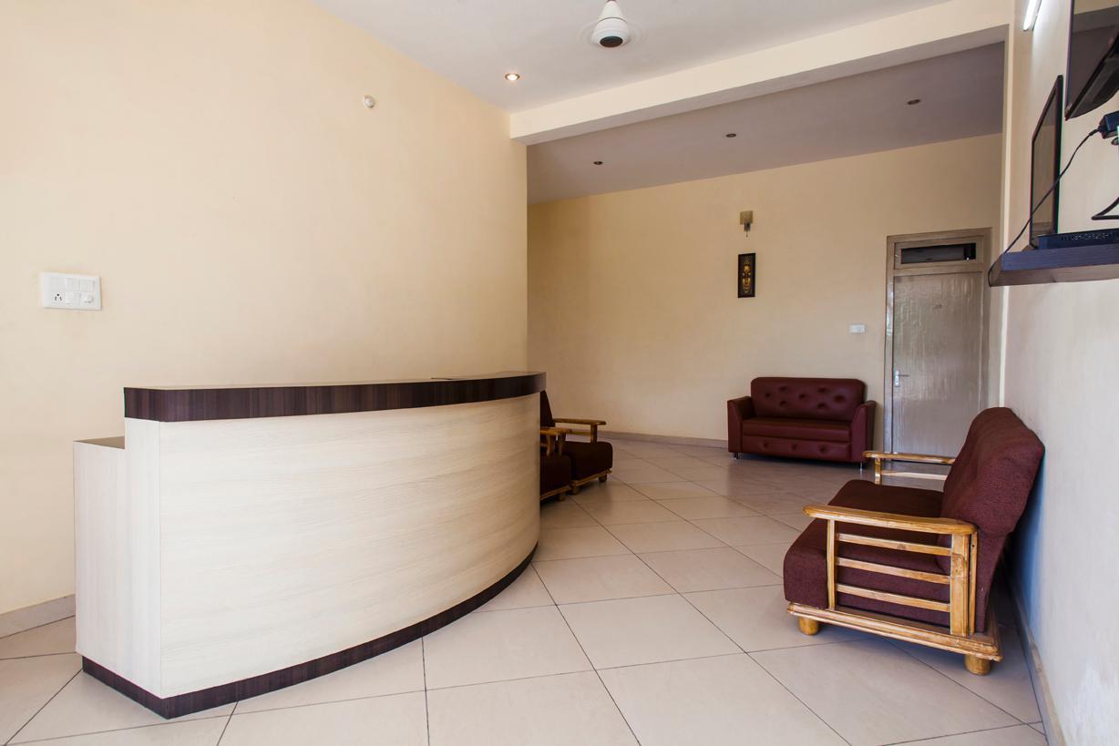 Ramprastha Hotel Ayodhya Exterior photo